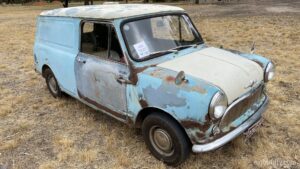 Vans proved popular. This example held a lot of attention.