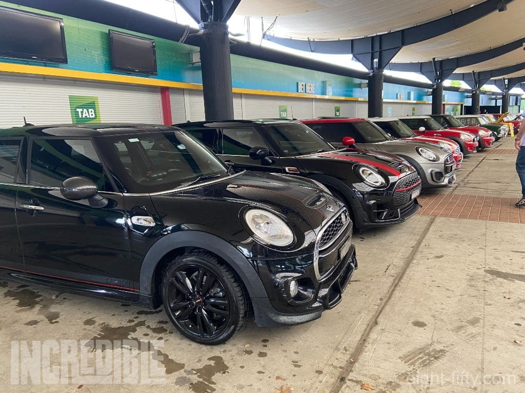 Current model MINI variants were popular in the drive-up display area.